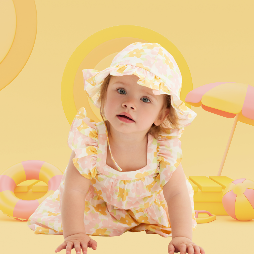 Yaz Mevsiminde Bebek Giyimi Nasıl Olmalı?